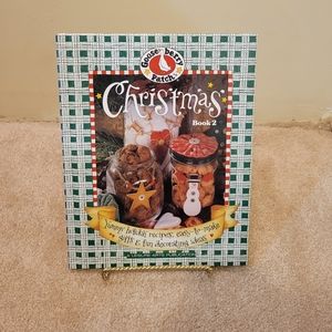 Gooseberry patch Christmas book 2